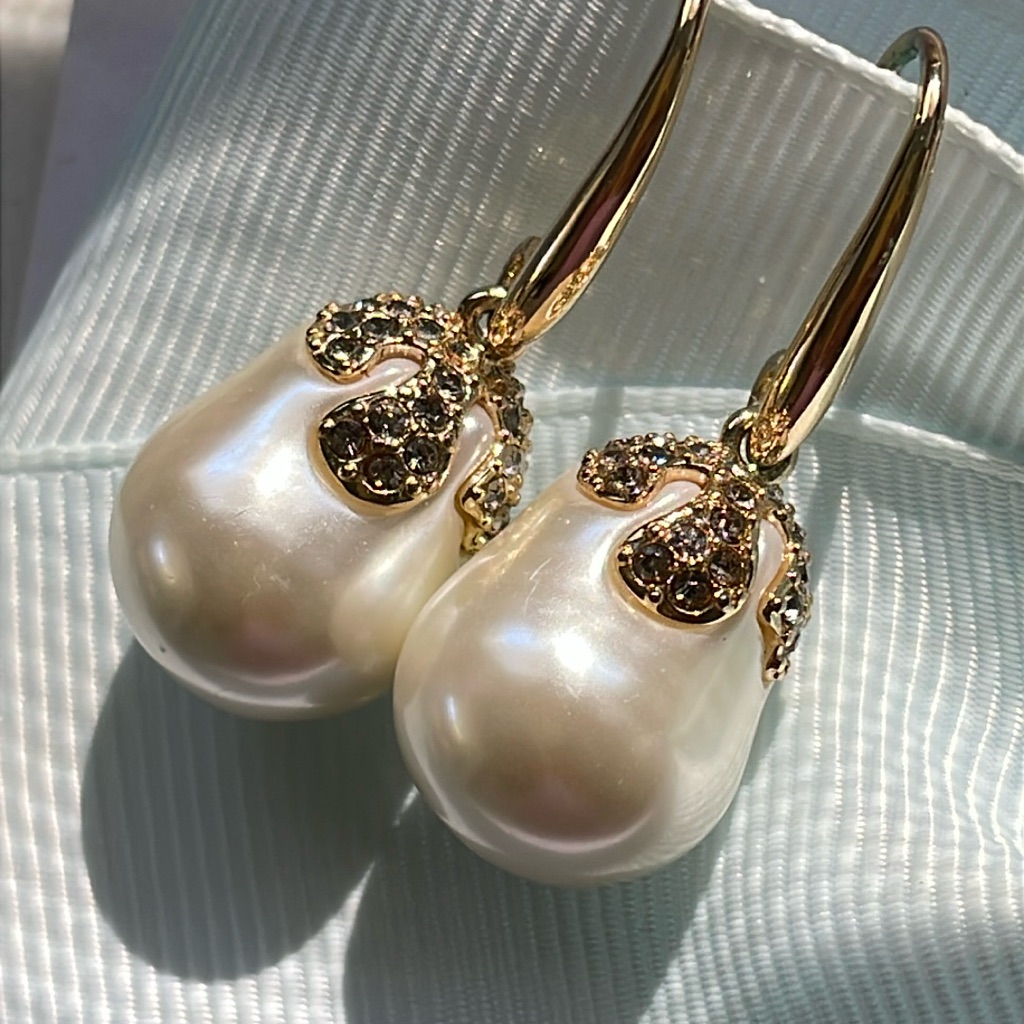 Other Stories Gold And Pearl Earrings 55$